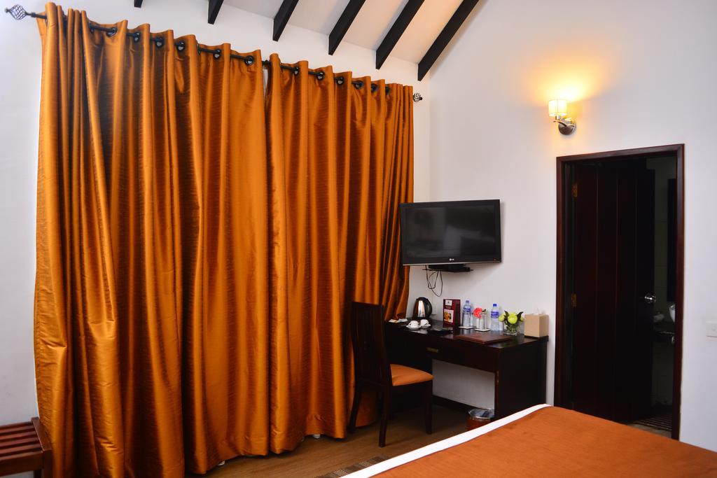 Hotel Unique 3*