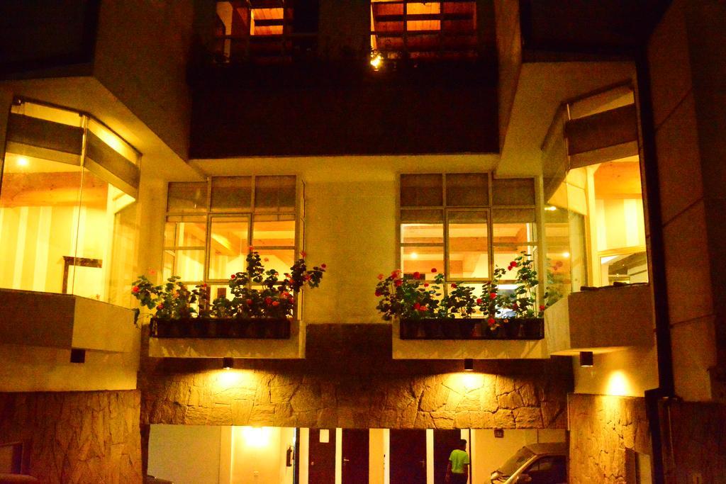 Hotel Unique 3*