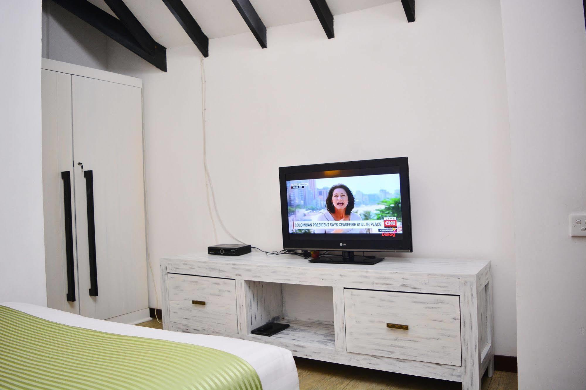 Unique Hotel 3*